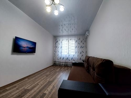 квартира за адресою Боголюбова вул., 10