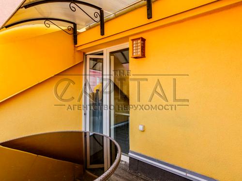квартира за адресою Регенераторна вул., 4