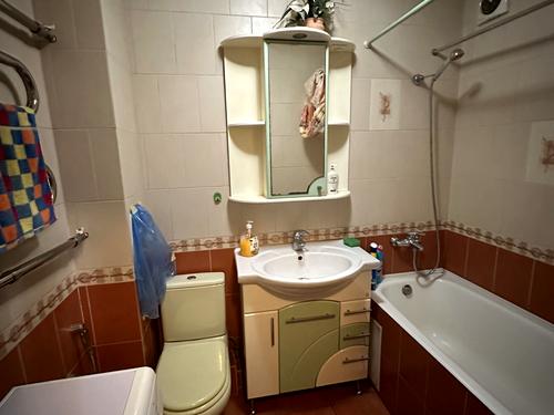 квартира за адресою Європейського Союзу просп. (Правди), 3
