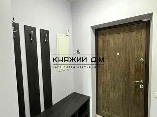 квартира за адресою Київ, Драгоманова вул., 40-Е