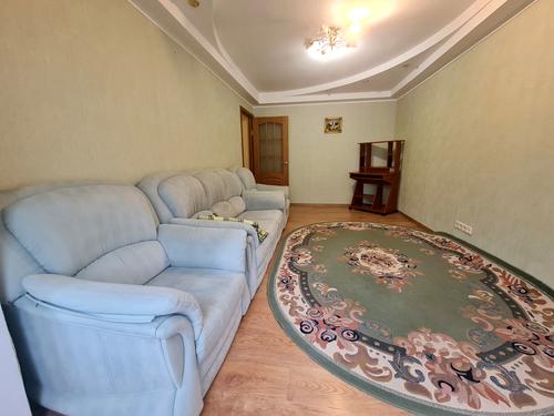 квартира за адресою Мілютенка вул., 10/1