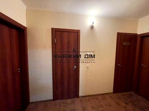 квартира по адресу Академика Глушкова просп., 9-Є