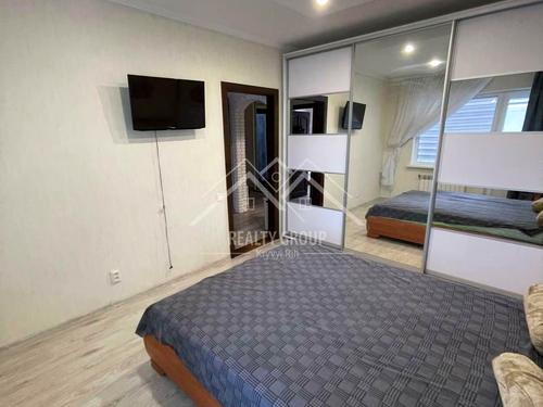 квартира за адресою Кропивницького вул., 44