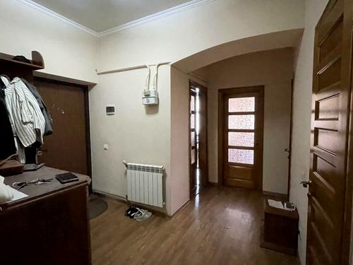 квартира за адресою Джерельна вул., 39