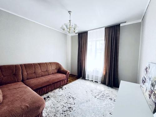 квартира по адресу Оноре де Бальзака ул., 57