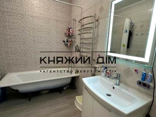 квартира за адресою Михайла Максимовича вул. (Онуфрія Трутенка), 3-Д