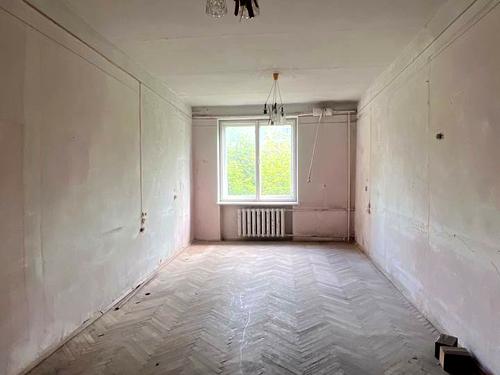 комерційна за адресою Заводська вул., 10