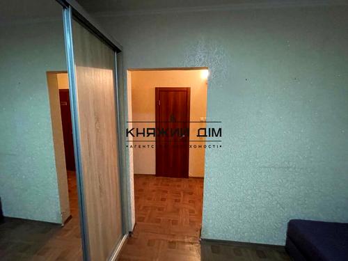 квартира по адресу Академика Глушкова просп., 9-Є