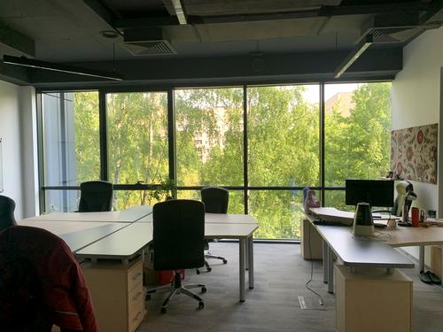 комерційна за адресою Наукова вул., 7