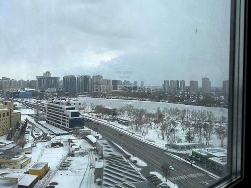 квартира за адресою Дніпровська набережна вул., 17В
