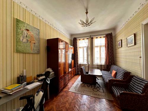 квартира по адресу Братьев Рогатинцев ул., 12