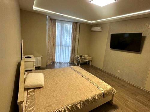 квартира по адресу Драгоманова ул., 2