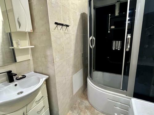 квартира за адресою Академіка Сахарова вул., 36