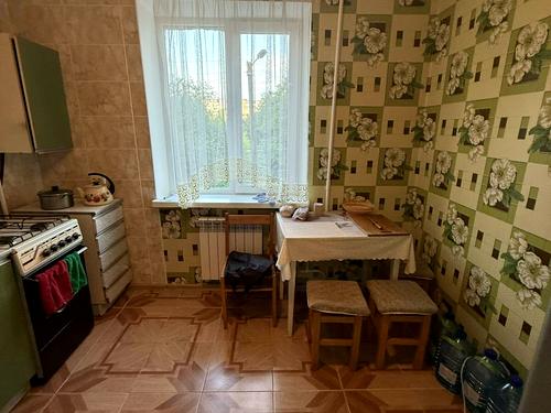 квартира за адресою Максима Залізняка вул., 18