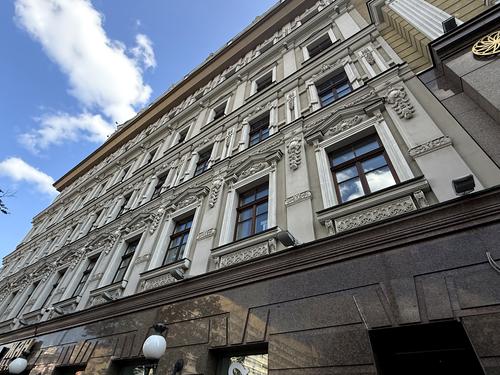 коммерческая по адресу Богдана Хмельницкого ул., 19-21