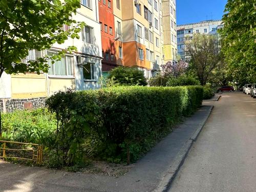 квартира за адресою Юрія Побєдоносцева бульв., 8