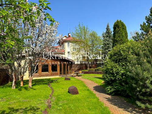 дом по адресу пгт. Козин, Андріївська, 31а