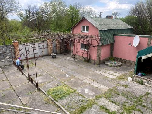 ділянка за адресою Садова