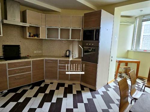 квартира за адресою Київ, Миколи Амосова вул., 4