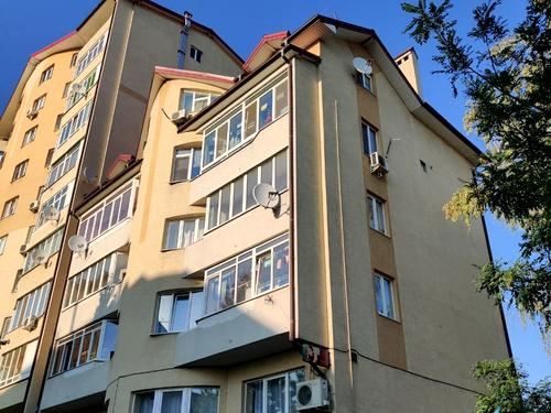 квартира за адресою Залізнична вул., 7