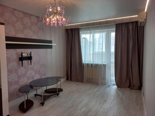 квартира за адресою Анни Ахматової вул., 16-В