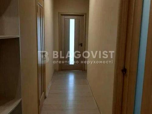 квартира за адресою Регенераторна вул., 4 к11