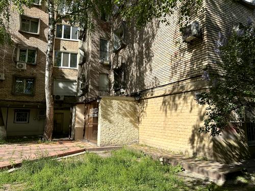 комерційна за адресою Саксаганського, 45