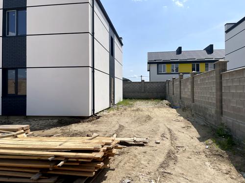дом по адресу Кулика і Гудачека ул. (Макарова)