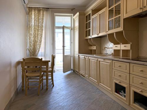 квартира за адресою Панаса Мирного вул., 17