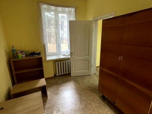 комерційна за адресою Євгена Чикаленка вул. (Пушкінська), 25