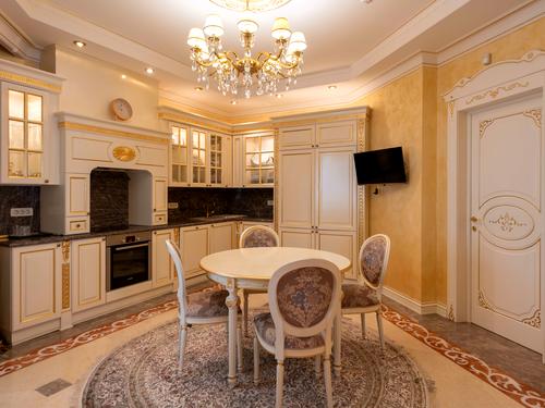квартира за адресою Старонаводницька вул., 13