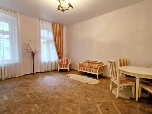 квартира по адресу Артиллерийская ул., 2/1
