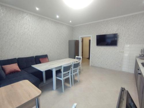 квартира за адресою Дача Ковалевського вул., 121 к1