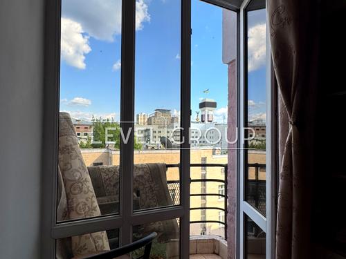 квартира за адресою Київ, Костельна вул., 7