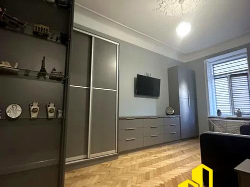 квартира за адресою Павла Грабовського вул., 10