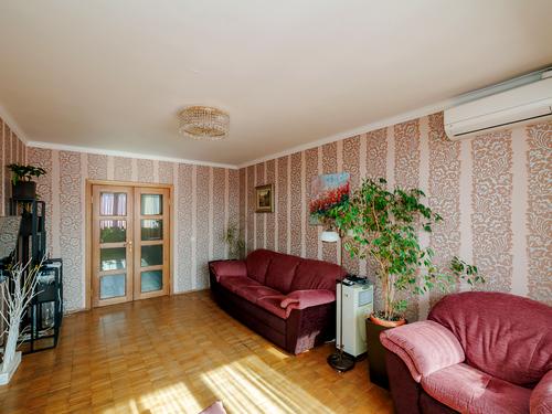 квартира по адресу Червоной Калины просп. (Владимира Маяковского), 74/9