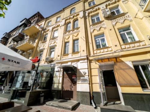 квартира за адресою Шота Руставелі вул., 8