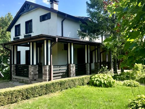 будинок за адресою с. Романків, Дніпровське шосе
