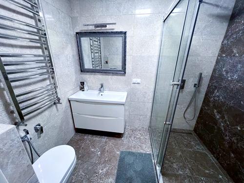 квартира по адресу Драгоманова ул., 1