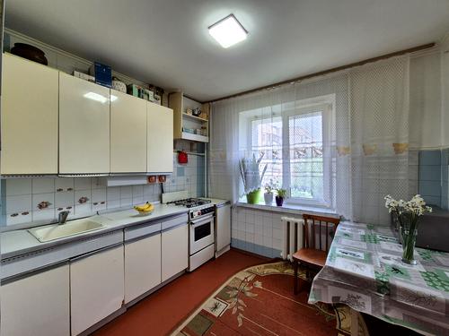 квартира за адресою Стельмаха вул., 11