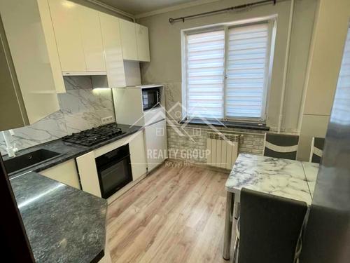 квартира за адресою Кропивницького вул., 44