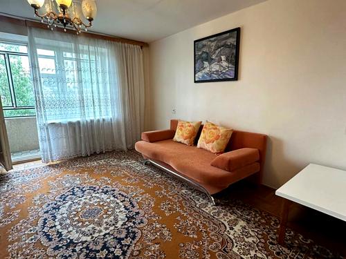 квартира за адресою Медової Печери вул. (), 38а