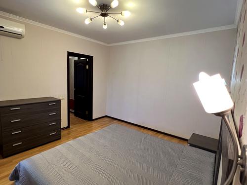 квартира за адресою Автозаводська вул., 81