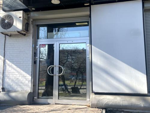 коммерческая по адресу Николая Михновского бульв. (Дружбы Народов), 13