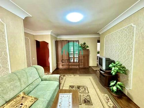квартира за адресою Бельведерська вул., 49