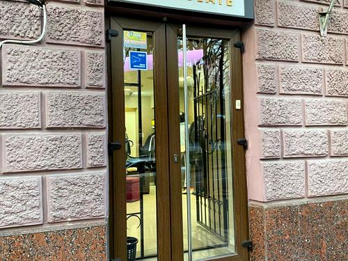 коммерческая по адресу Дмитрия Яворницкого просп. (Карла Маркса), 20