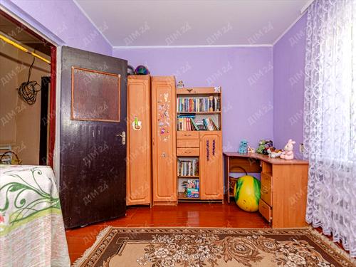 дом по адресу Центральна, 1