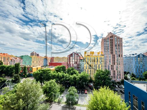 квартира за адресою Регенераторна вул., 4 к1-7