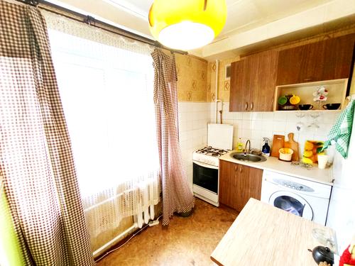 квартира за адресою Велика Васильківська вул. (Червоноармійська), 85-87