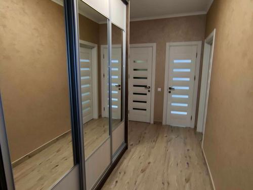 квартира за адресою Довженка, 23а